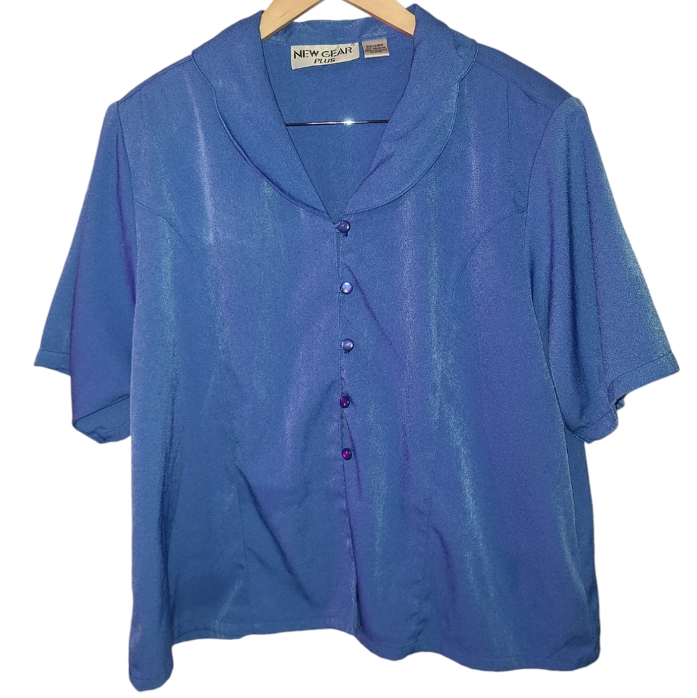 Vintage New Gear Plus button down short sleeve shirt